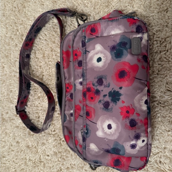 Lug Scoop Crossbody Bag, watercolor pearl gray floral. 10”W x 7”H x 3.5”D. - Picture 3 of 5